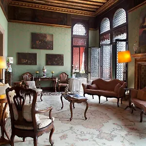Palazzetto Pisani Grand Canal 4*, Venedig Italien